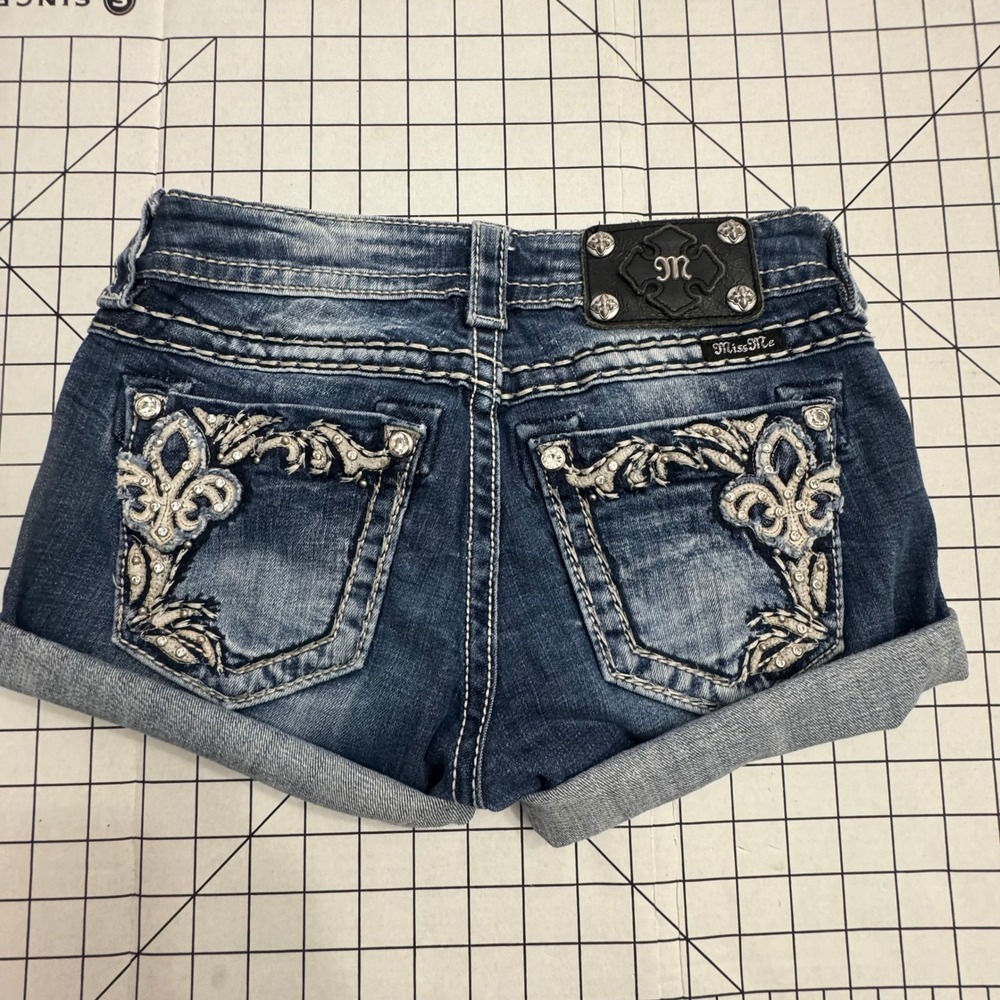 Miss Me Signature Fleur De Lis Embellished Denim Shorts Blue 25 JP5036H